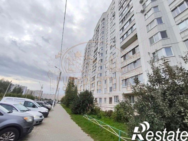 3-комн квартира 2-я улица Красина, 74,  д. 74