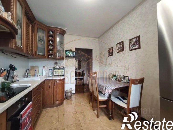 3-комн квартира 2-я улица Красина, 74,  д. 74