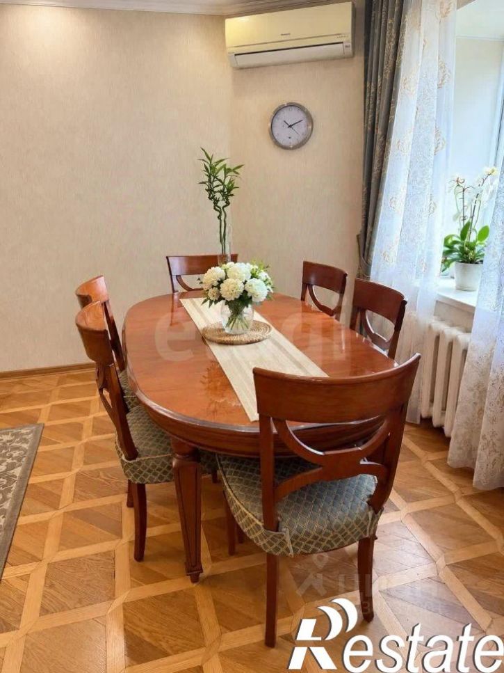5-комн квартира улица Виноградова, 9,  д. 9