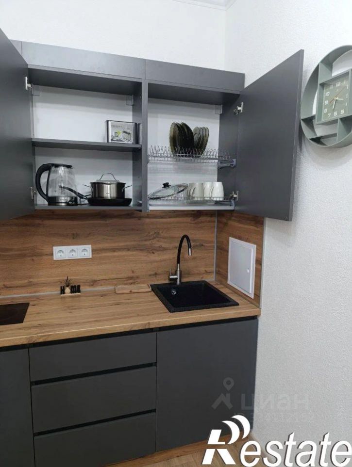 2-комн квартира улица Левитана, 93А,  д. 93А