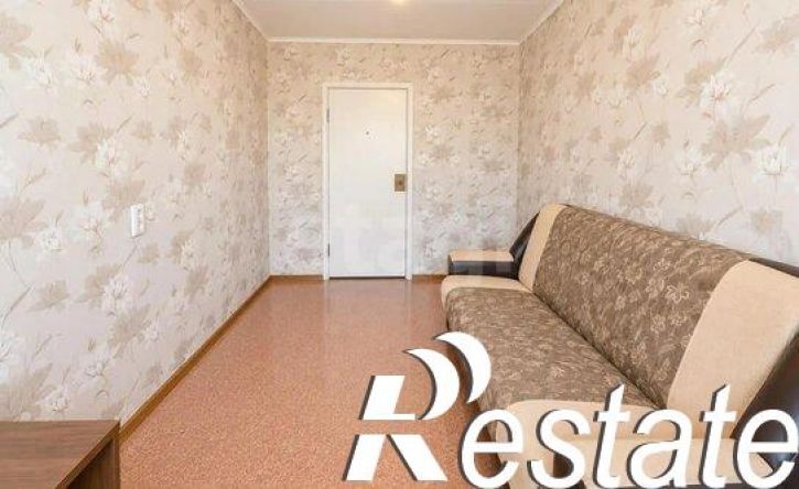 4-комн квартира улица Хромова, 21,  д. 21