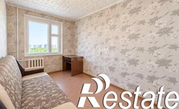 4-комн квартира улица Хромова, 21,  д. 21