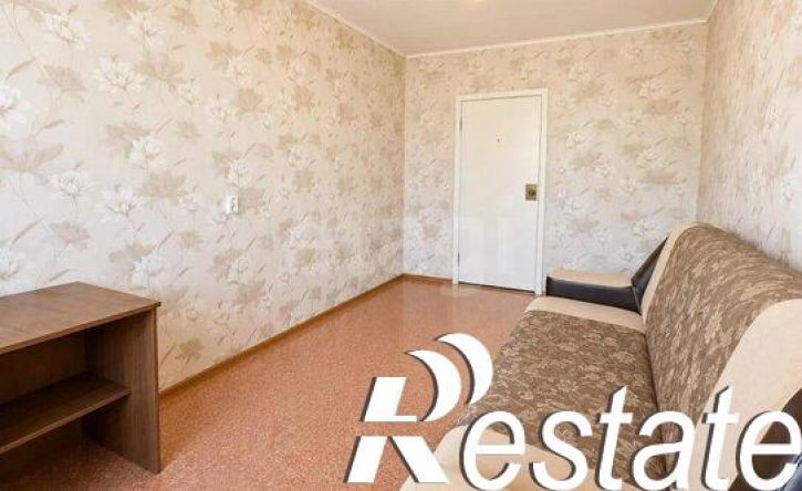 4-комн квартира улица Хромова, 21,  д. 21