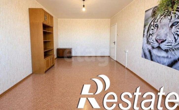 4-комн квартира улица Хромова, 21,  д. 21