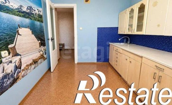 4-комн квартира улица Хромова, 21,  д. 21