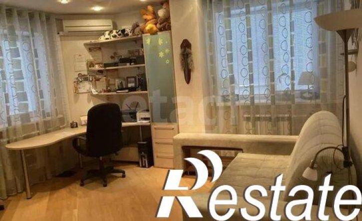 5-комн квартира улица Виноградова, 9,  д. 9