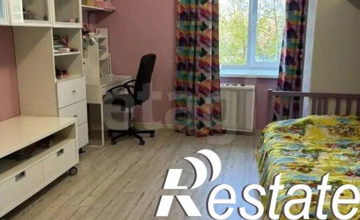 3-комн квартира улица Виноградова, 9,  д. 9