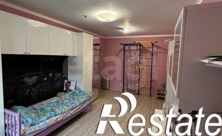 3-комн квартира улица Виноградова, 9,  д. 9